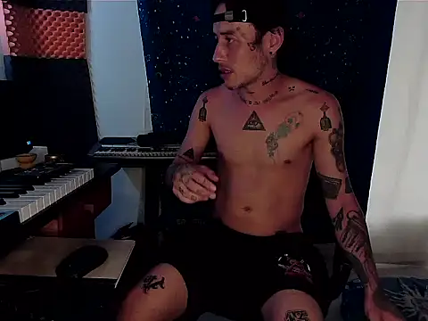 patrik tattoo  online show from March 4, 10:27 pm