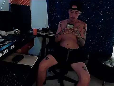 patrik tattoo  online show from March 12, 7:58 pm