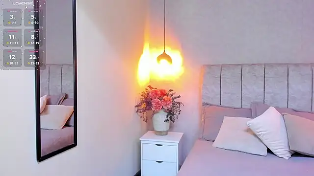 tutu milf online show from October 30, 7:11 pm