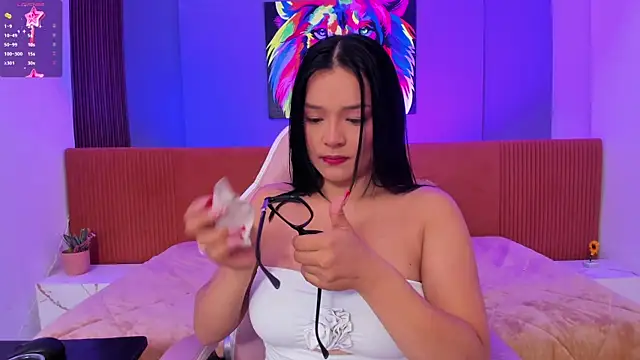 Snapshot of Lola_sweeet18 chatting on June 7, 7:13 am Lola sweeet18 online show from June 7, 7:13 am