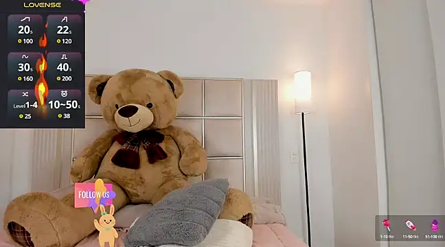 saraamiller  online show from February 19, 6:22 am