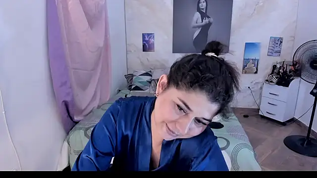 alinabozz1 online show from February 28, 1:38 am