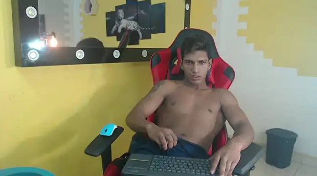 mau elixxx online show from January 15, 7:48 am