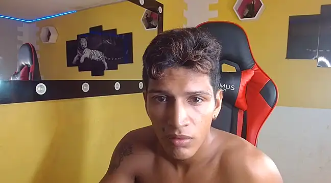 mau elixxx online show from January 19, 5:58 am