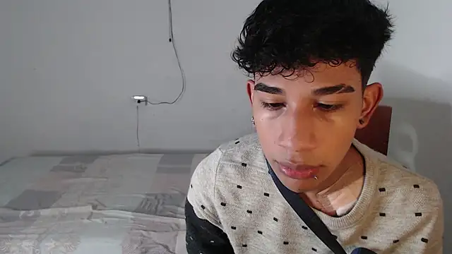 hares mds online show from April 15, 6:45 pm