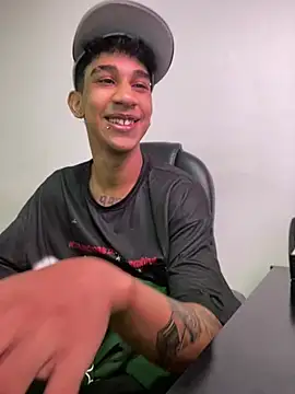 hares mds online show from February 8, 10:40 pm