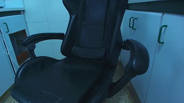 hares mds online show from January 31, 7:12 pm