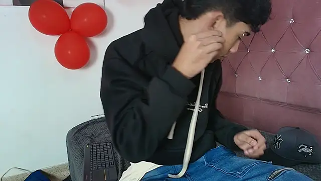 hares mds online show from February 17, 2:47 pm