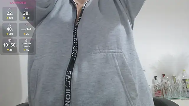 Genesisgems11  online show from February 13, 4:22 am