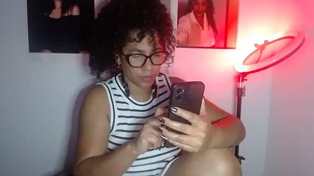 bellacrespalatina online show from October 7, 8:37 am