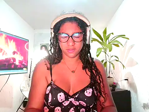 bellacrespalatina online show from April 9, 5:42 am