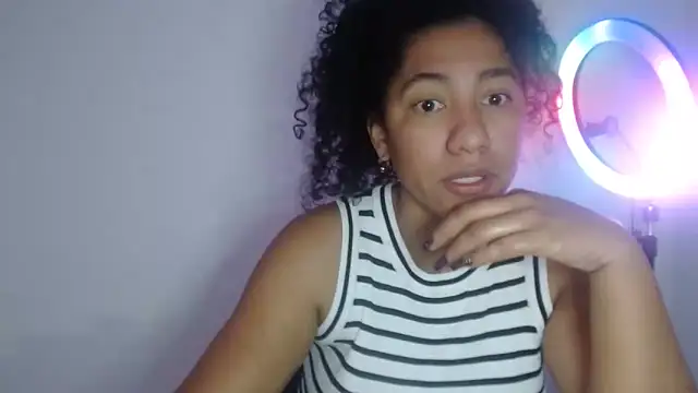 bellacrespalatina online show from October 6, 8:31 pm