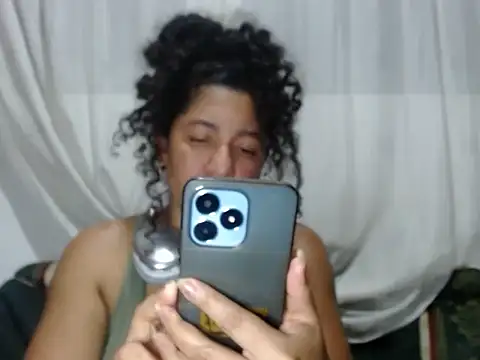 bellacrespalatina online show from November 13, 5:00 am