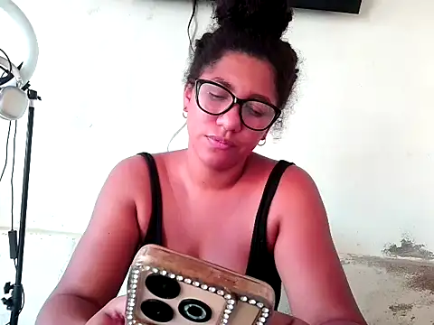 bellacrespalatina online show from March 30, 7:26 pm