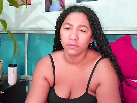 Snapshot of bellacrespalatina chatting on April 27, 4:49 pm bellacrespalatina online show from April 27, 4:49 pm