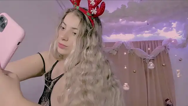 Lauu G online show from December 28, 3:47 am