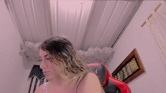 Lauu G online show from September 18, 9:34 am