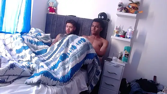 Snapshot of _tatho_perovich_ chatting on January 30, 1:20 pm tatho perovich online show from January 30, 1:20 pm