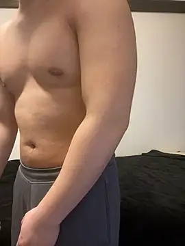 YU-KI00 online show from February 15, 10:25 am