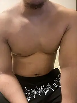 Snapshot of YU-KI00 chatting on December 14, 6:08 am YU-KI00 online show from December 14, 6:08 am