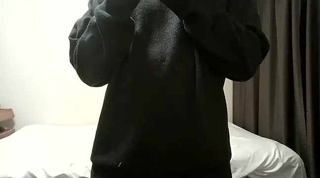 Snapshot of YU-KI00 chatting on March 8, 12:41 pm YU-KI00 online show from March 8, 12:41 pm