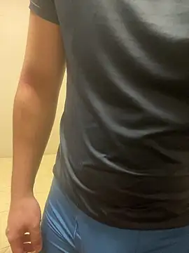 YU-KI00 online show from January 12, 11:39 am