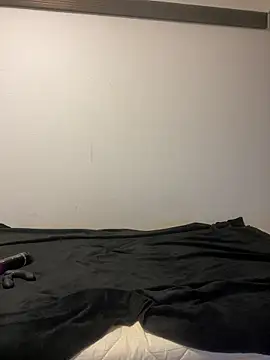 YU-KI00 online show from April 18, 12:51 pm