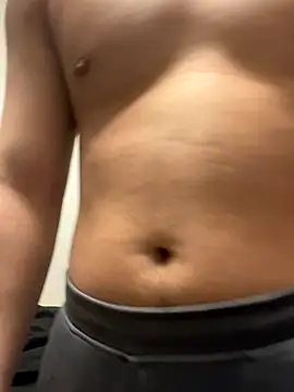 Snapshot of YU-KI00 chatting on November 30, 11:33 am YU-KI00 online show from November 30, 11:33 am