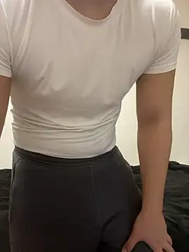 Snapshot of YU-KI00 chatting on November 8, 10:41 am YU-KI00 online show from November 8, 10:41 am