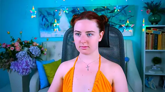 Snapshot of AnnTerry_ chatting on July 18, 8:34 am AnnTerry online show from July 18, 8:34 am