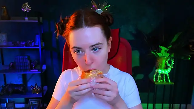 AnnTerry  online show from March 3, 8:32 am