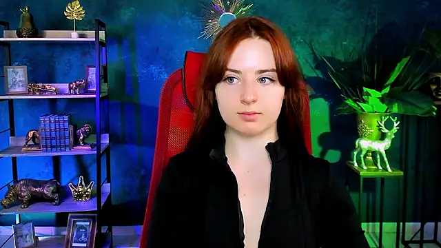 Snapshot of AnnTerry_ chatting on February 14, 6:35 am AnnTerry online show from February 14, 6:35 am