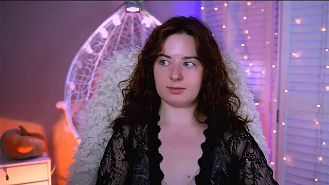 Snapshot of AnnTerry_ chatting on October 30, 9:07 am AnnTerry online show from October 30, 9:07 am