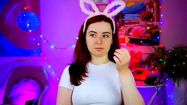 AnnTerry  online show from March 26, 9:07 am