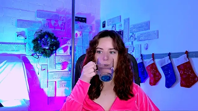 Snapshot of AnnTerry_ chatting on January 9, 9:16 am AnnTerry online show from January 9, 9:16 am