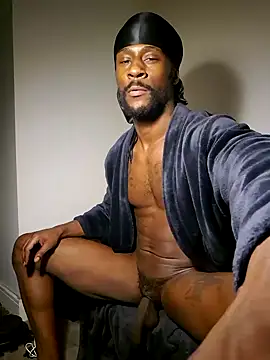 chocolateman online show from February 11, 8:10 pm