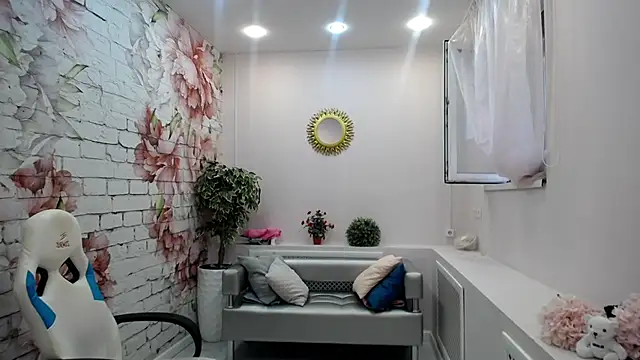 Snapshot of Cutie_Asya chatting on October 27, 4:24 am Cutie Asya online show from October 27, 4:24 am