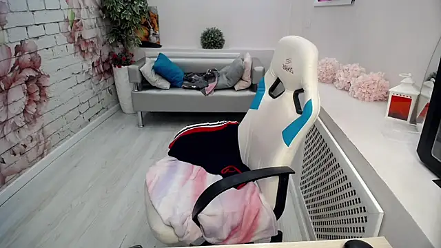 Cutie Asya online show from March 2, 4:46 am