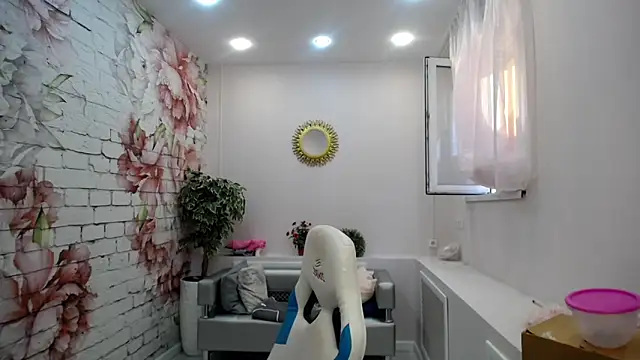 Snapshot of Cutie_Asya chatting on October 22, 4:23 am Cutie Asya online show from October 22, 4:23 am