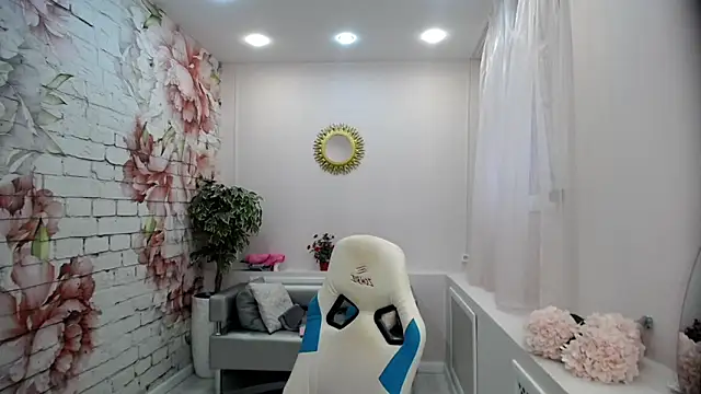Snapshot of Cutie_Asya chatting on October 1, 4:28 am Cutie Asya online show from October 1, 4:28 am