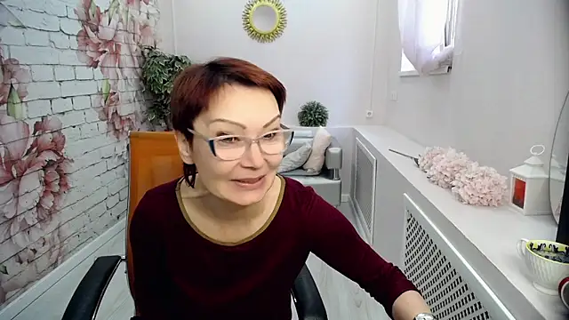 Cutie Asya online show from April 2, 4:30 am