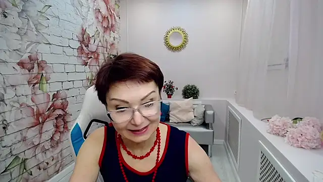 Snapshot of Cutie_Asya chatting on February 6, 11:31 am Cutie Asya online show from February 6, 11:31 am