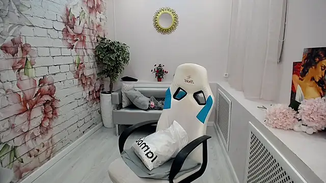 Snapshot of Cutie_Asya chatting on November 10, 4:39 am Cutie Asya online show from November 10, 4:39 am