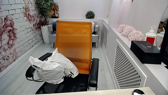 Cutie Asya online show from April 13, 4:27 am