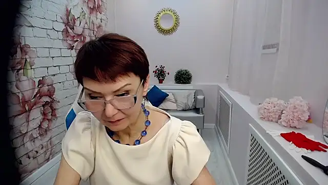 Snapshot of Cutie_Asya chatting on February 18, 11:33 am Cutie Asya online show from February 18, 11:33 am