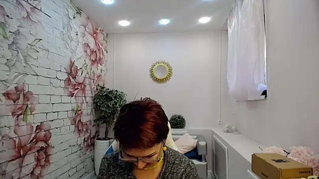 Snapshot of Cutie_Asya chatting on October 20, 4:36 am Cutie Asya online show from October 20, 4:36 am