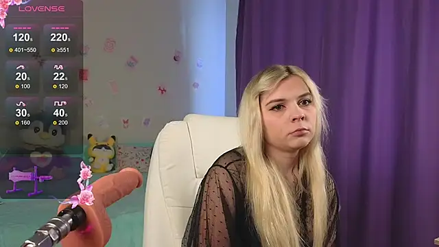 Snapshot of Kate_Legend chatting on October 25, 4:11 am Kate Legend online show from October 25, 4:11 am