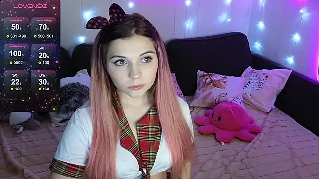 Snapshot of Kate_Legend chatting on January 18, 1:08 am Kate Legend online show from January 18, 1:08 am