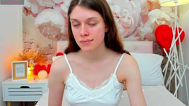 JaneBrowni online show from March 6, 1:17 pm