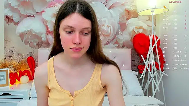 JaneBrowni online show from April 4, 12:23 pm